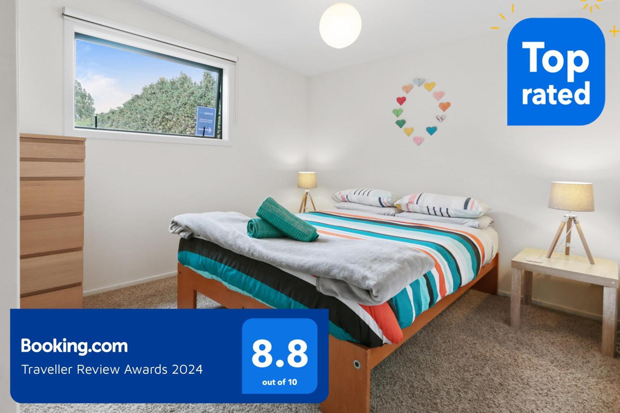 Riverside 1 Bedroom Apartment *